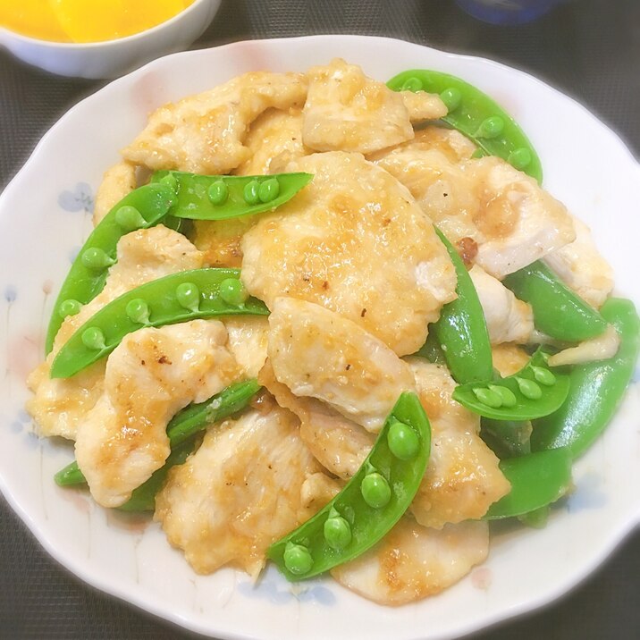 鶏むね肉とスナップえんどうの味噌バター炒め♪